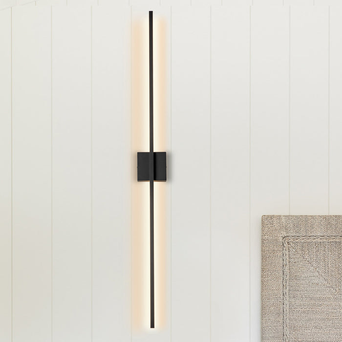 Vertical Matte Black LED Wall Light - Modern Design with Warm Ambiance