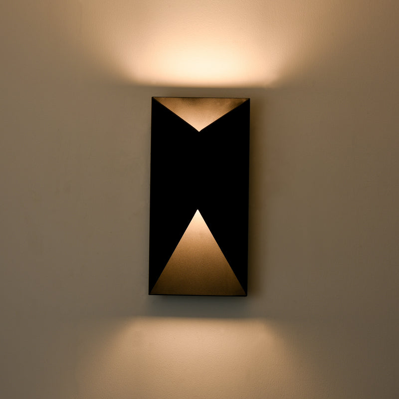 Matte Black Modern LED Outdoor Wall Light